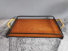 plateau à service fer forgé et bois avec poignées scoubidou 