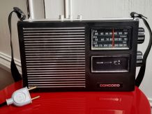 Radio vintage from Singapore