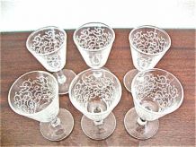 6 verres à pied gravés