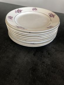 8 anciennes assiettes à dessert Sarreguemines 
