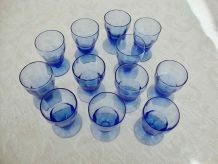 12 verres bleu myosotis