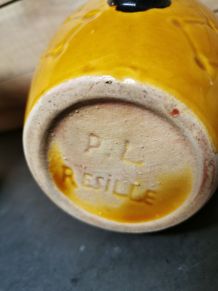 Pichet ancien POET LAVAL 