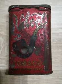 Boite ancienne à tabac VELVET