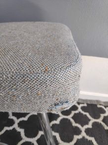 chaise de bureau "traineau" tissu gris et métal tubulaire 