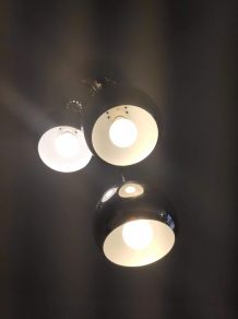 lustre 3 globes en métal chromé des années 80