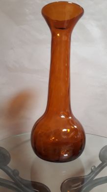 grand vase  en verre soufflè couleur caramel 39x14x11cm