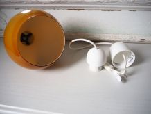 Globe de suspension lampe abat jour verre opaline ocre vinta