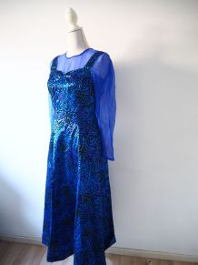 Robe longue de soirée taffetas moiré et décolleté en moussel