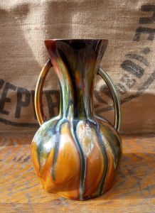 Vase à deux anses en céramique émaillée 