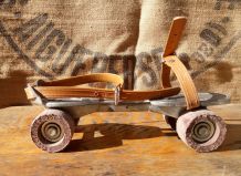 Patins à roulettes en métal de notre enfance (Speedy junior)