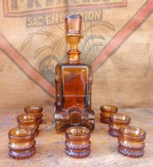 Service à liqueur en verre ambré 