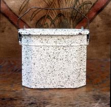 Gamelle/cantine émaillée