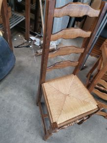 9 chaises bois et pailles 