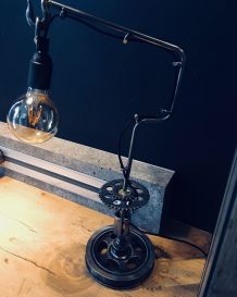 Lampe de table  industrielle 