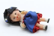 Ancienne mini poupée des années 60 ARI