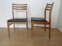 Paire de chaise scandinave assise en skaï