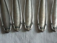 12 fourchettes a gateau en metal argenté