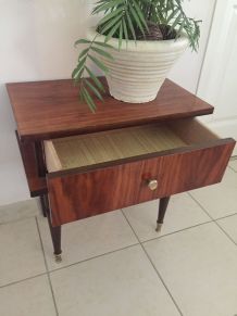 Chevet ancien années 60 