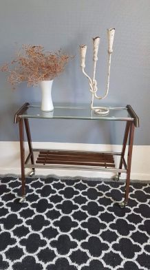 desserte vintage plateau verre et structure bois et métal 