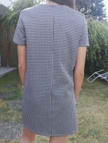 Robe à motifs pied de poule Zara