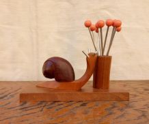 Porte piques à escargot en bois sculpté (vintage)