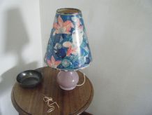 Lampe opaline violine Abat-jour conique années 70 