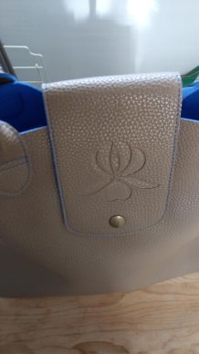 Sac beige fonçé esprit vintage