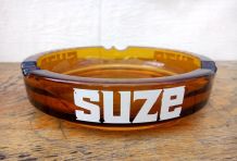 Grand cendrier publicitaire SUZE en verre ambré 