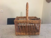 Porte-bouteilles en rotin années 60