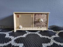 poste de radio ancien Philips modèle Philetta