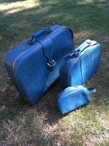 1 valise (grande)  vintage avec sacoche de toilette