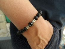 bracelet pierre de lave / breloque 