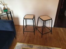 Paire de tabourets industriel métal et formica