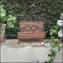 Porte-revue à osier