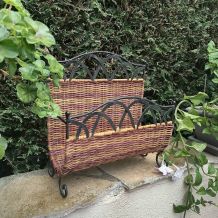 Porte-revue à osier