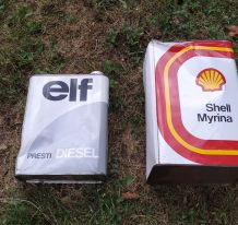 Lot de 5 bidons d huile