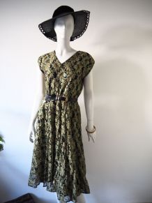 Robe chic en dentelle dorée vintage 70's 80's