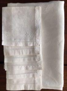 Nappe lin blanche + 6 serviettes 1,92 mx1,60m