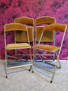 chaises pliantes opéra velours couleur vieil or 