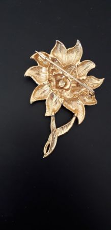 Broche tournesol vintage en métal doré 