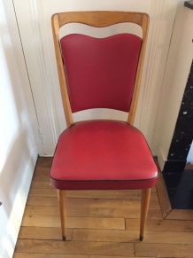 Lot de 3 chaises scandinave années 60 bois et skai rouge