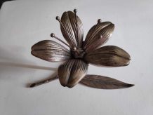 cendrier fleur avec 5 pétales en laiton amovibles