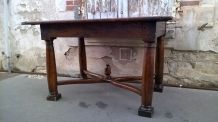 Table en noyer renaissance XVII ou XVIII eme