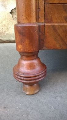 Ancien buffet deux corps d'époque empire en noyer 