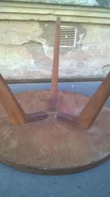 Table tripode année 1950