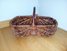Panier en osier avec anse