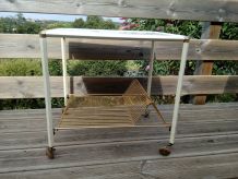 Range vinyles à roulettes