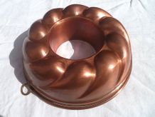  moule a gateau en cuivre étamé , vintage