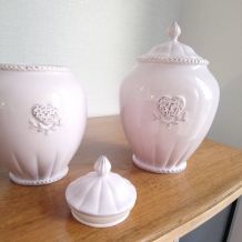 Pots en céramique rose poudré décor Shabby Chic 