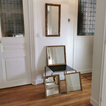 Miroir carré doré à la feuille d'or 